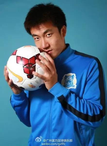 南京国安击败大连超越，保持连胜